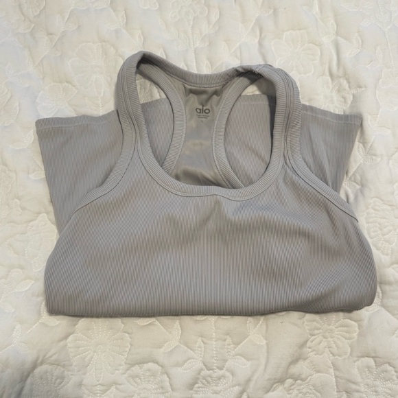 Alo Tank - Picture 1 of 4